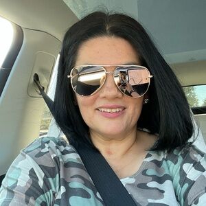 Meet your Posher, Margarita